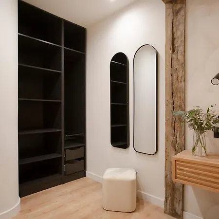 Daire Renovated In Historic Old Town Ac