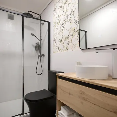 Renovated In Historic Old Town Ac * Bilbao