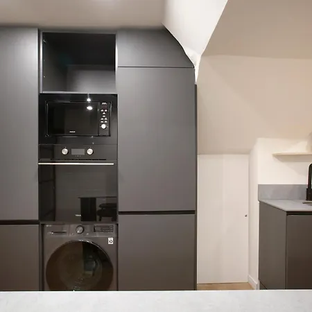 Renovated In Historic Old Town Ac Apartmán
