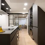 Renovated In Historic Old Town Ac *