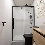 Renovated In Historic Old Town Ac Apartment *