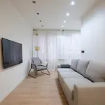 Apartment Renovated In Historic Old Town Ac