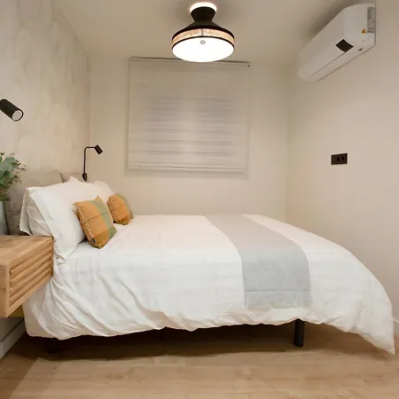 Renovated In Historic Old Town Ac شقة